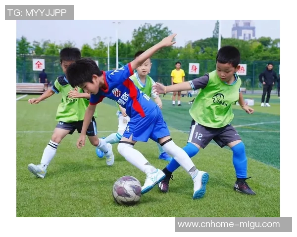 足球队图片展示各队风采与激情让我们共同感受绿茵场上的荣耀与梦想